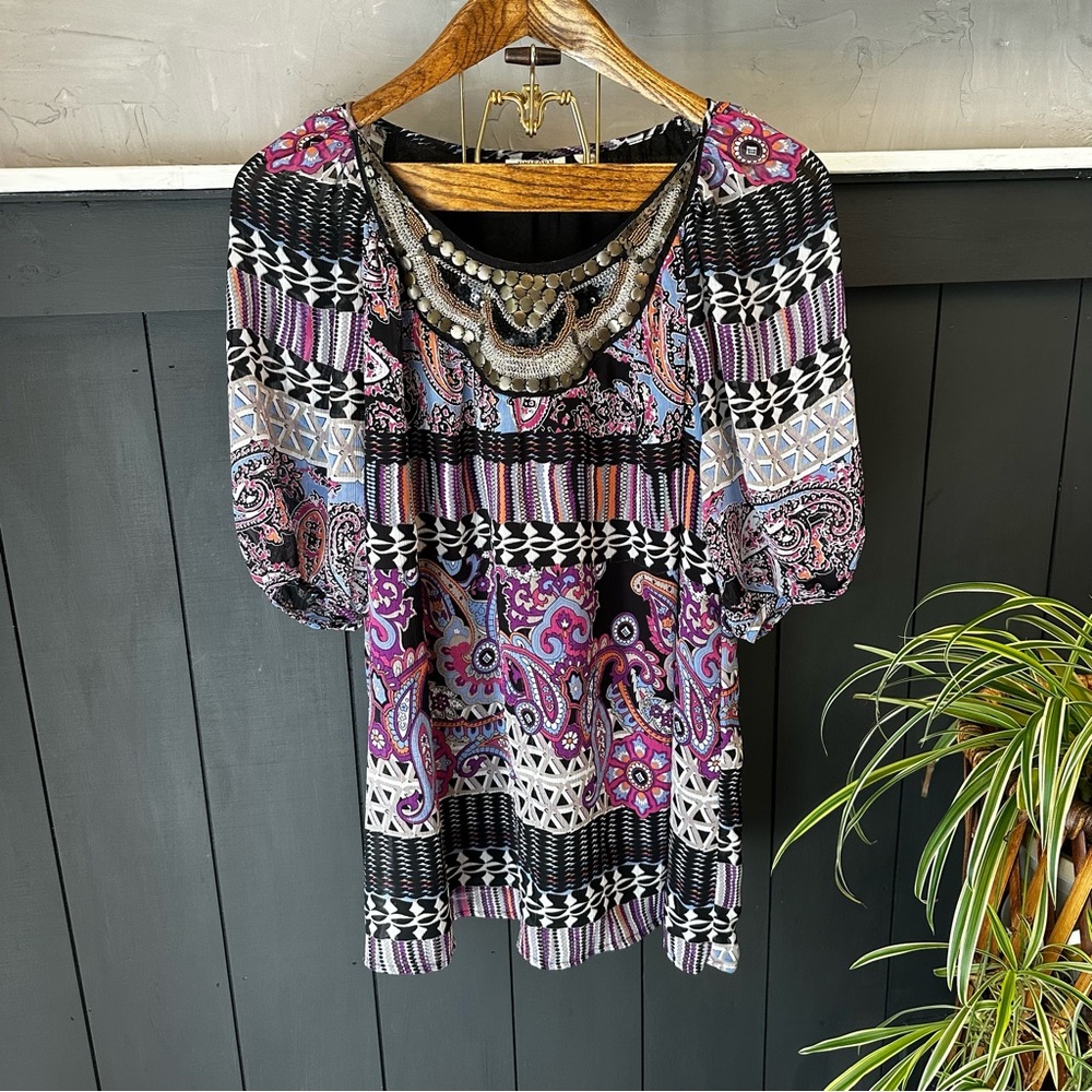 Uniform JPR Top M Black Pink Blue Silky Boho Beaded Neckline‎ Blouse size XL